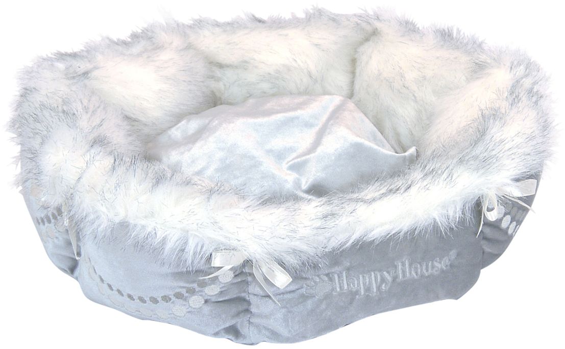 Лежак для животных Happy House Чихуахуа, 40 х 30 х 12 см4220 Лежак для животных Happy House Чихуахуа, 40 х 30 х 12 см4220Лежак Happy House Чихуахуа непременно станет любимым местом отдыха вашего домашнего животного. Изделие выполнено из искусственного меха, велюра и украшено атласными лентами. Материал не теряет своей формы долгое время. Внутри имеется мягкая съемная подстилка. Такой лежак замечательно подойдет маленькой собачке породы чихуахуа. На таком лежаке вашему любимцу будет мягко и тепло. Он подарит вашему питомцу ощущение уюта и уединенности, а также возможность спрятаться.