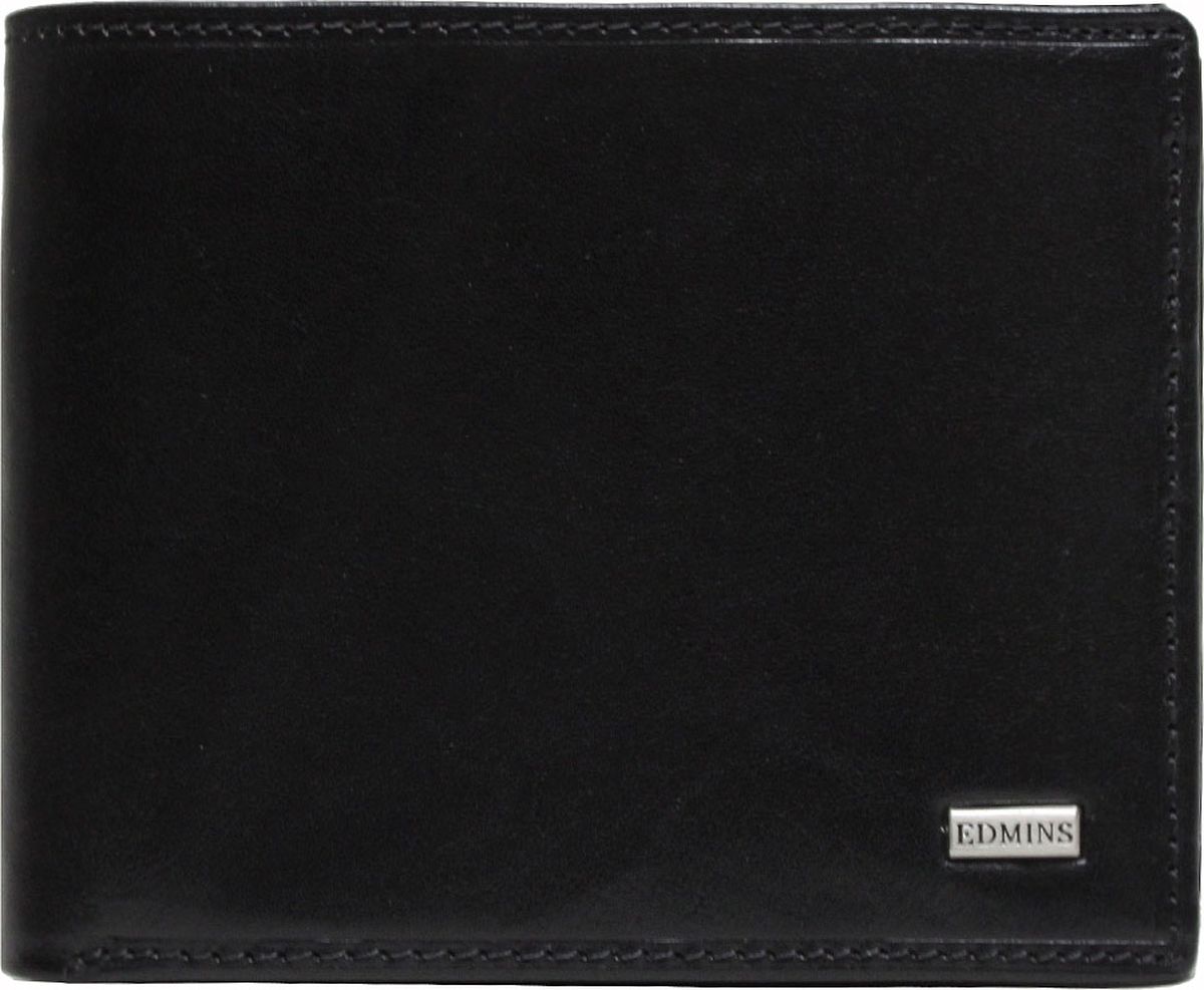 Портмоне мужское Edmins, цвет: черный. 2667 ML ED2667 ML ED black Портмоне мужское Edmins, цвет: черный. 2667 ML ED2667 ML ED blackКомпактное портмоне Edmins выполнено из натуральной кожи с гладкой фактурой и оформлено металлическим элементом с символикой бренда. Модель раскладывается пополам и закрывается хлястиком на кнопку. Внутренний функционал: одно отделение для купюр, восемь накладных кармашков для визиток и пластиковых карт, отделение для чеков и мелких бумаг на молнии, карман со вставкой из прозрачного ПВХ. Отделение для мелочи закрывается на кнопку. В коллекциях кожгалантереи Edmins удачно сочетаются итальянская классика и шведский прагматизм, новаторство молодых дизайнеров и работы именитых мастеров, строгая цветовая гамма и смелые эксперименты с цветом. Изделия Edmins, разработанные в Италии, отличает высокое качество кожи, прекрасная износостойкость и актуальность коллекций. Изделие упаковано в фирменную коробку.