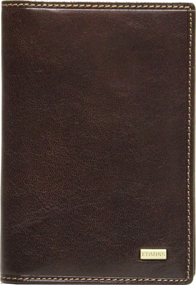 Обложка для документов Edmins, цвет: коричневый. 1896 ML ED1896 ML ED brown Обложка для документов Edmins, цвет: коричневый. 1896 ML ED1896 ML ED brownОбложка для документов Edmins выполнена из натуральной кожи с естественной фактурой и оформлена металлическим элементом с символикой бренда и контрастной отстрочкой. Подкладка изготовлена из полиэстера. Изделие раскладывается пополам. Внутри размещены несколько накладных кармашков из прозрачного ПВХ, накладной карман с окошком и угловой кармашек для карточек. В коллекциях кожгалантереи Edmins удачно сочетаются итальянская классика и шведский прагматизм, новаторство молодых дизайнеров и работы именитых мастеров, строгая цветовая гамма и смелые эксперименты с цветом. Изделия Edmins, разработанные в Италии, отличает высокое качество кожи, прекрасная износостойкость и актуальность коллекций. Изделие упаковано в фирменную коробку.