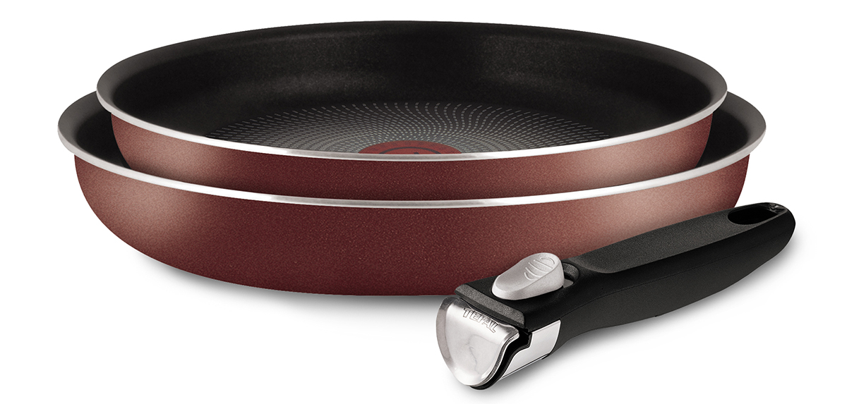 Набор сковород Tefal Ingenio, с антипригарным покрытием, цвет: красный, 3 предмета4154810 Набор сковород Tefal Ingenio, с антипригарным покрытием, цвет: красный, 3 предмета4154810Набор Tefal Ingenio состоит из двух сковород и съемной ручки. Посуда изготовлена из алюминия с антипригарным покрытием Powerglide, которое благодаря усовершенствованному верхнему слою обеспечивает отличные антипригарные свойства и износостойкость даже при длительном использовании. Элегантную и практичную ручку Ingenio, выполненную из бакелита, вы сможете отсоединить одним движением. Благодаря съемной ручке посуда легко и просто вкладывается друг в друга по принципу матрешки и хранится, занимая минимум места. Готовое блюдо можно не перекладывать в другую посуду, поскольку данный набор подходит и для сервировки стола. Благодаря специальной технологии Durabase устойчивое к деформации многослойное дно Diffusal обеспечивает оптимальное распределение тепла и равномерное приготовление пищи. Вся посуда Tefal имеет уникальный индикатор нагрева Thermo-Spot. Если индикатор стал равномерно красным, то дно достигло оптимальной для приготовления температуры. Можно...