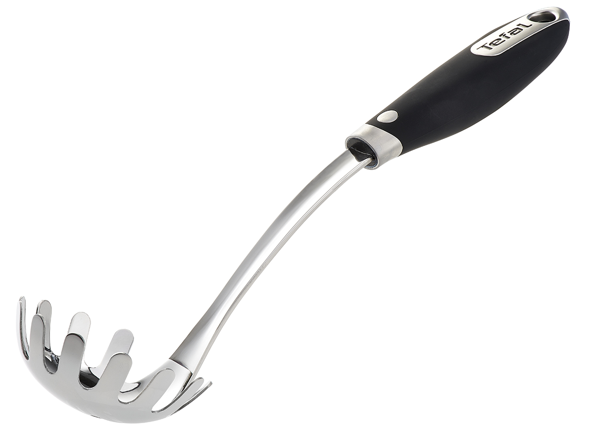 Ложка для пасты Tefal Talent, длина 29 см. K0800214K0800214 Ложка для пасты Tefal Talent, длина 29 см. K0800214K0800214Ложка для пасты Tefal Talent изготовлена из нержавеющей стали. Такой ложкой удобно выкладывать пасту из кастрюли на тарелку. Ложка имеет прорези для стекания жидкости. Очень удобная ручка, изготовленная из прорезиненного пластика, не позволит выскользнуть ложке из вашей руки, а благодаря небольшой петле можно подвесить изделие на кухне. Практичная и удобная ложка Tefal Talent займет достойное место среди аксессуаров на вашей кухне. Изделие устойчиво к температуре до 220°С. Можно мыть в посудомоечной машине. Общая длина ложки: 29 см. Размер рабочей поверхности: 7,5 х 7,5 см.