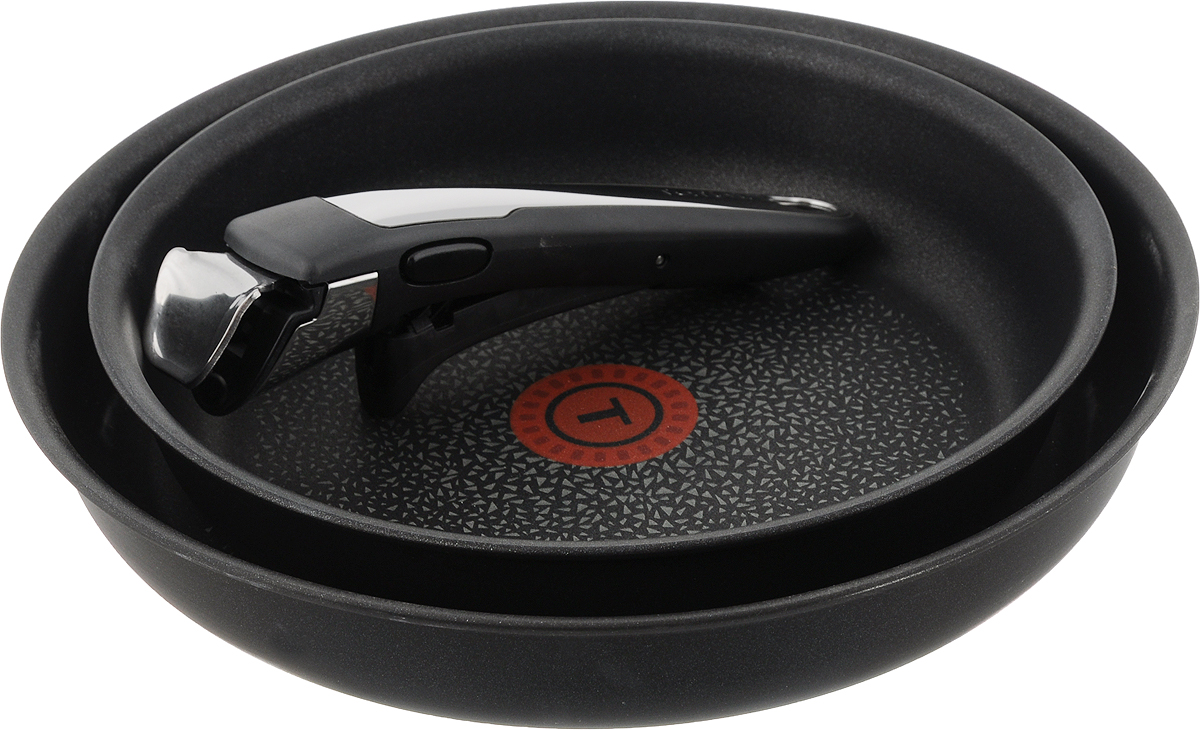 Набор сковородок Tefal Ingenio Expertise, с антипригарным покрытием, со съемной ручкой, 3 предметаL6509172 Набор сковородок Tefal Ingenio Expertise, с антипригарным покрытием, со съемной ручкой, 3 предметаL6509172Набор Tefal Ingenio Expertise состоит из 2 сковородок, изготовленных из алюминиевого сплава с внутренним антипригарным покрытием Titanium Excellence. Имеется индикатор нагрева Thermo-Spot, который становится равномерно красным при достижении оптимальной температуры. Съемная ручка Ingenio 5 Premium выполнена из бакелита и выдерживает до десяти килограмм. Благодаря такой ручке посуда складывается друг в друга по принципу матрешки и хранится, занимая минимум места. К тому же, это значит, что сковороды можно использовать в духовке. С таким набором вы сможете готовить разнообразные блюда. Посуда занимает минимум места и дарит вам максимум возможностей. Можно мыть в посудомоечной машине. Подходит для всех типов плит, включая индукционные. Можно использовать в духовке с максимальной температурой нагрева 250°С (без ручки). Диаметр сковород: 22 см; 26 см. Высота стенки: 5 см, 5,5 см. Диаметр дна: 19 см; 22 см. Длина...