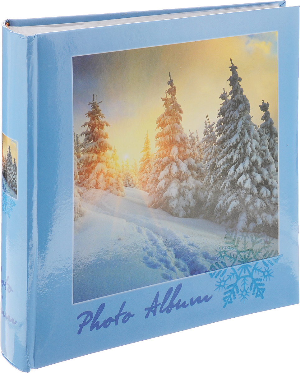 Фотоальбом Big Dog 4 Seasons, 200 фотографий, 10 х 15 см46200 AB46200 Фотоальбом Big Dog 4 Seasons, 200 фотографий, 10 х 15 см46200 AB46200Фотоальбом Big Dog 4 Seasons поможет красиво оформить ваши самые интересные фотографии. Обложка, выполненная из толстого картона, декорирована красочным рисунком с изображением зимнего пейзажа. Внутри содержится блок из 100 белых листов с фиксаторами-окошками из полипропилена. Альбом рассчитан на 200 фотографий формата 10 х 15 см (по 1 фотографии на странице). Переплет - книжный. Нам всегда так приятно вспоминать о самых счастливых моментах жизни, запечатленных на фотографиях. Поэтому фотоальбом является универсальным подарком к любому празднику. Количество листов: 100.