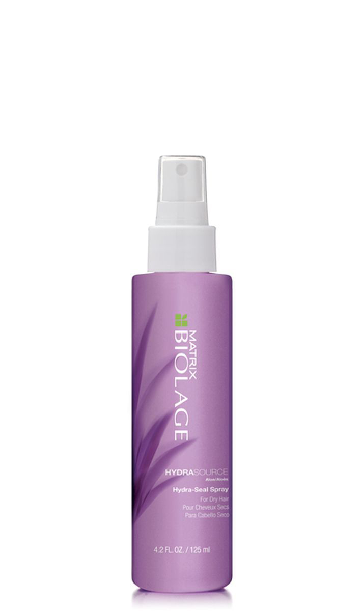 Matrix Biolage Hydrasource Несмываемый спрей-вуаль 125млP0830300 Matrix Biolage Hydrasource Несмываемый спрей-вуаль 125млP0830300Когда волосы недостаточно увлажнены, они теряют прежнюю яркость, становятся более жесткими. Вдохновленный свойствами алоэ, несмываемый спрей-вуаль Biolage HYDRASOURCE™ (ГидраСурс) помогает оптимизировать гидробаланс сухих волос, возвращая им зворовый, сияющий вид. Волосы в 15 раз* более увлажненные после первого использования. - Увлажняет волосы - Обеспечивает контроль над пушистостью волос - Формула без парабенов - Подходит для окрашенных волос. * При использовании системы из шампуня, кондиционера и несмываемого спрея-вуаль ГИДРАСУРС по сравнению с шампунем без кондиционирующих свойств.