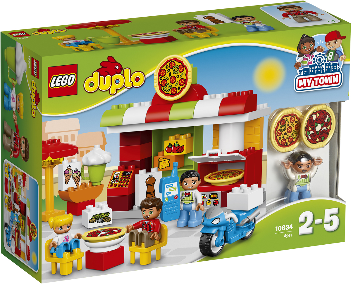 LEGO DUPLO Конструктор Пиццерия 1083410834 LEGO DUPLO Конструктор Пиццерия 1083410834Разыгрывайте реальные сценарии из жизни с помощью LEGO DUPLO: создавайте узнаваемый мир с новыми фигурками DUPLO. Малышам понравится подавать вкусную пиццу прямо из духовки этого красочно оформленного ресторана и попутно узнавать, как нужно себя вести в общественных местах. Они смогут принимать заказы по телефону и развозить их на велосипеде. В набор входят три минифигурки DUPLO.