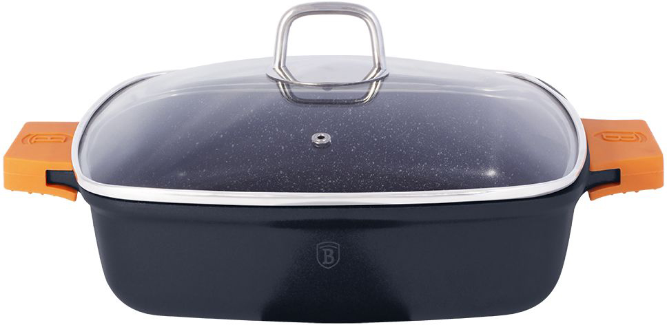 Сотейник Berlinger Haus Granit Diamond Line с крышкой, с антипригарным покрытием, 3,8 л1104-ВН Сотейник Berlinger Haus Granit Diamond Line с крышкой, с антипригарным покрытием, 3,8 л1104-ВНСотейник квадратной формы Berlinger Haus Granit Diamond Line изготовлен из литого алюминия с высококачественным мраморным антипригарным покрытием в 3 слоя. Такое покрытие предотвращает пригорание пищи и ее прилипание к стенкам. Оно абсолютно безопасно для здоровья и не выделяет вредных веществ во время готовки. Специальное индукционное дно TURBO INDUCTION экономит 35% энергии. Тепло распределяется равномерно по всей поверхности посуды, что позволяет пище готовиться быстрее. Изделие снабжено удобными эргономичными ручками со съемными силиконовыми накладками, которые не нагреваются в процессе приготовления пищи и не дают вашим рукам обжечься. Крышка выполнена из жаростойкого стекла и снабжена ручкой из нержавеющей стали (безопасна для использования в духовке). Посуда подходит для газовых, электрических, стеклокерамических, галогенных, индукционных плит. Можно мыть в посудомоечной машине. Можно ставить в духовку вместе с крышкой, выдерживает температуру до...