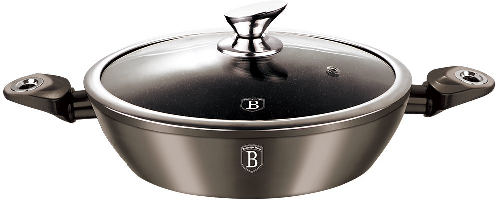 Сотейник Berlinger Haus Metallic Line с крышкой, с мраморным покрытием, цвет: карбон. Диаметр 32 см1242-ВН Сотейник Berlinger Haus Metallic Line с крышкой, с мраморным покрытием, цвет: карбон. Диаметр 32 см1242-ВНСотейник Berlinger Haus Metallic Line изготовлен из кованого алюминия с высококачественным внутренним мраморным покрытием в 3 слоя. Такое покрытие предотвращает пригорание пищи и ее прилипание к стенкам. Оно абсолютно безопасно для здоровья и не выделяет вредных веществ во время готовки. Внешнее покрытие имеет цвет металла. Специальное индукционное дно TURBO INDUCTION экономит 35% энергии. Тепло распределяется равномерно по всей поверхности посуды, что позволяет пище готовиться быстрее. Сотейник оснащен эргономичными ручками с покрытием soft-touch, которые не нагреваются в процессе приготовления пищи и не дают вашим рукам обжечься. Крышка выполнена из жаростойкого стекла, оснащена ободом и ручкой из нержавеющей стали. Посуда подходит для газовых, электрических, стеклокерамических, галогенных, индукционных плит. Можно мыть в посудомоечной машине.