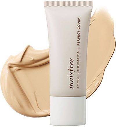 Innisfree Smart Foundation Основа под макияж, 15 мл, №21 Natural Beige8806173513758 Innisfree Smart Foundation Основа под макияж, 15 мл, №21 Natural Beige8806173513758Средство маскирует недостатки кожи, скрывает поры, небольшие шрамы и морщины. Минеральные ингредиенты и зеленый чай делают кожу здоровой и увлажненной. Экстракты опунции, орхидеи, листьев камелии, вытяжка из кожуры мандарина - успокаивают раздраженную и увлажняют. Способствует созданию идеально ровного и чистого тона. Также питает и защищает кожу, делает ее более гладкой и свежей.