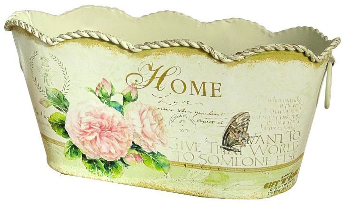 Корзинка декоративная GiftnHome Уютный дом, 21,5 х 12 х 10,5 смМК-03S-home Корзинка декоративная GiftnHome Уютный дом, 21,5 х 12 х 10,5 смМК-03S-homeЖестяные изделия в стиле Прованс - это мода не имеющая времени. Прекрасно исполненных итальянской фабрикой GiftnHome, интерьерные изделия выполнены техникой Дэ-купаж, (изделия из жести, покрыты специальными бумажными обоями с декором Они внесут в ваш дом атмосферу благородной старины, европейского стиля, уюта деревенского домика в Провансе. Данные изделия носят декоративный характер и не пригодны для использования в саду, активного контакта с водой и грязью. Для устранения загрязнений - можно протереть изделия влажной тряпкой или губкой (без нажима). Спустя несколько минут следов влаги не останется. Наливать воду в лейки не рекомендуется, так как возможна течь в местах спаек носика и корпуса.