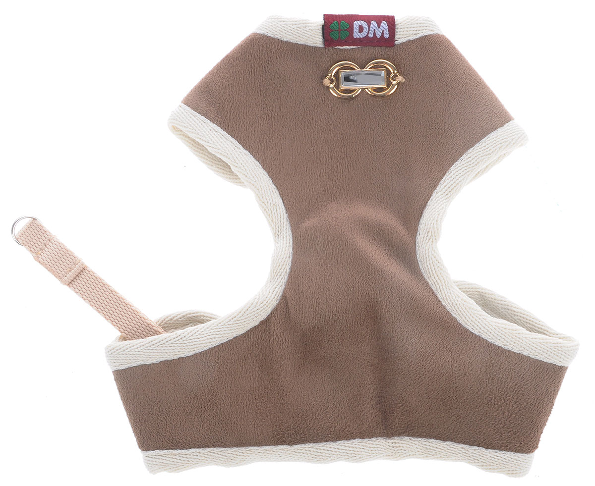 Шлейка для собак Dogmoda Стайл, с декором. Размер 3 (L)DM-160130-3_коричневый со стразой Шлейка для собак Dogmoda Стайл, с декором. Размер 3 (L)DM-160130-3_коричневый со стразойШлейка для собак Dogmoda Стайл выполнена из искусственной замши, на подкладке используется полиэстер. Шлейка украшена металлической пряжкой с камнем. Изделие оснащено специальным крючком, к которому вы с легкостью сможете прикрепить поводок. Яркая шлейка жилетка для собак мелких пород сделает вашего питомца одним из самых заметных на прогулке. Шлейка не выцветает и не деформируется даже при частых стирках. Она плотно облегает тело собачки, не сдавливая его и не причиняя животному дискомфорт. Шлейка - это альтернатива ошейнику. Правильно подобранная шлейка не стесняет движения питомца, не натирает кожу, поэтому животное чувствует себя в ней уверенно и комфортно. Изделие отличается высоким качеством, удобством и универсальностью. Обхват груди: 45 см. Длина спинки: 16 см.