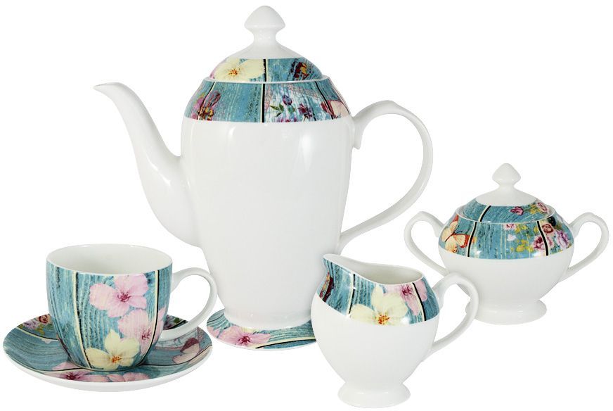 Набор чайный Primavera Fine Bone China Фантазия, 15 предметов, 6 персон. PWW-150118-15ALPWW-150118-15AL Набор чайный Primavera Fine Bone China Фантазия, 15 предметов, 6 персон. PWW-150118-15ALPWW-150118-15ALНабор 15 предметов на 6 персон: 6 чашек 0.25л, 6 блюдец, чайник 1.4л, сахарница 0.25л, молочник 0.25л Фантазия Обеденные и чайные сервизы торговой марки Primavera изготовлены из фарфора с добавлением костной золы (7-15%), благодаря которой фарфор получается прозрачным и прочным. Посуда подходит для ежедневного инспользования, благодаря отсутствию серебряной и золотой отделки посуду можно мыть в посудомоечной машине, а также использовать в микроволновой печи.