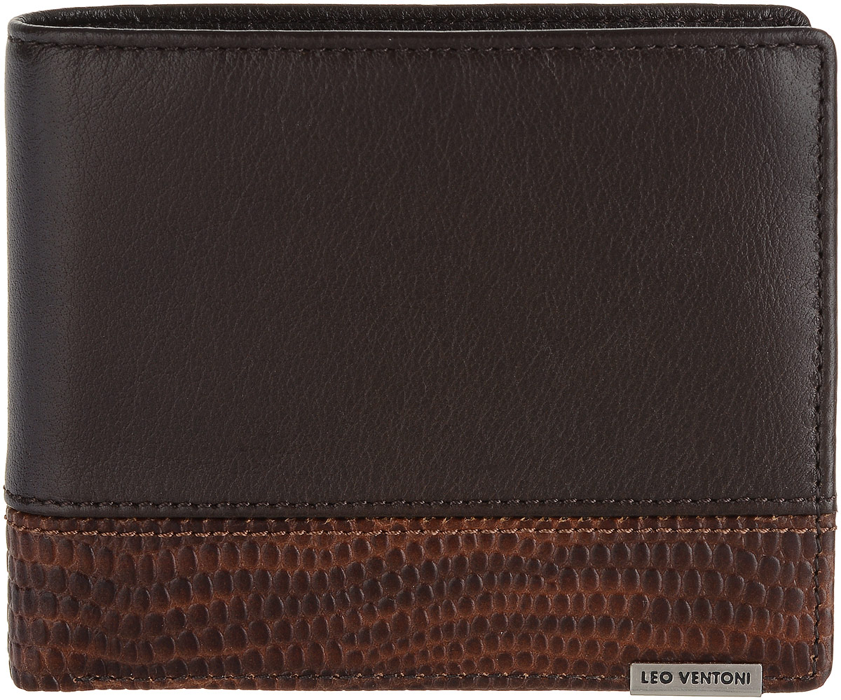 Кошелек мужской Leo Ventoni, цвет: коричневый. L330849L330849-t.moro Кошелек мужской Leo Ventoni, цвет: коричневый. L330849L330849-t.moroСтильный кошелек Leo Ventoni выполнен из натуральной кожи с зернистой фактурой и оформлен металлической фурнитурой с символикой бренда, а также дополнен кожаной вставкой с декоративным тиснением. Внутренняя часть изделия выполнена из текстиля и натуральной кожи. Изделие раскладывается пополам. Внутри кошелька расположены два отделения для купюр, три накладных кармана, один из которых дополнен прозрачной вставкой из пластика, девять карманов для кредитных карт. Стильный кошелек Leo Ventoni станет отличным подарком для человека, ценящего качественные и практичные вещи.