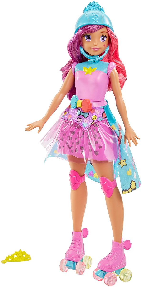 Barbie Кукла Виртуальный мир ПринцессаDTW00 Barbie Кукла Виртуальный мир ПринцессаDTW00Играйте по своим правилам вместе с куклой Barbie! Наряд куклы-скейтера из линейки Barbie и виртуальный мир - это целая игра! Нажмите кнопку. Юбочка куклы по очереди засветится 3 цветами. Повторите последовательность с помощью кнопок на ремне куклы. Игра усложняется: всего имеется 5 уровней сложности. А еще ролики куклы светятся, и она готова мчать вперед! Трико с бабочкой, светящаяся юбка и розовые наколенники - отличный наряд для гонки. Локоны куклы с розовыми прядками можно украсить золотистой тиарой или надеть шлем. Куклы, пожалуй, самые популярные игрушки в мире. Девочки обожают играть с ними, отправляясь в сказочную страну грез. Порадуйте свою малышку таким великолепным подарком! В комплект входят 3 батарейки типа AG13/LR44.