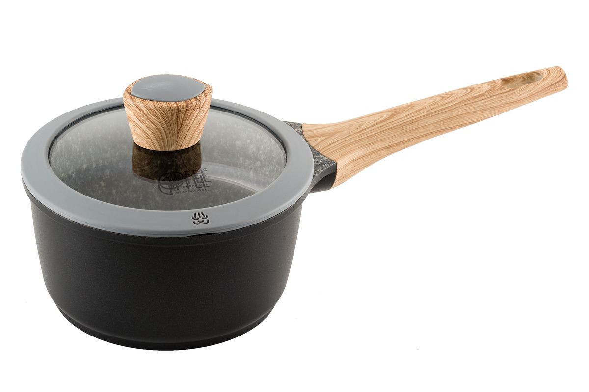 Ковш Gipfel Oliver, с крышкой, с антипригарным покрытием, 1,46 л0575 Ковш Gipfel Oliver, с крышкой, с антипригарным покрытием, 1,46 л0575Посуда Gipfel изготовлена только из качественных, экологически чистых материалов. Также уделяется особое внимание дизайну продукции, способному удовлетворять вкусы даже самых взыскательных покупателей. Сталь 8/10, из которой изготавливается посуда и аксессуары Gipfel, является уникальной. Она отличается высокими эксплуатационными характеристиками и крайне устойчива к физическим воздействиям. Сложно найти более подходящий для создания качественной кухонной посуды материал. Отличительной чертой металлической посуды, выполненной из подобной стали, является характерный сероватый оттенок поверхности и особый блеск. Преимущественной особенностью технологии является многослойное дно посуды, которое распределяет тепло по всей поверхности и позволяет сократить время приготовления пищи. Следует также отметить, что в посуде Gipfel можно готовить без воды и соли. Это позволяет приготовить более здоровую пищу.