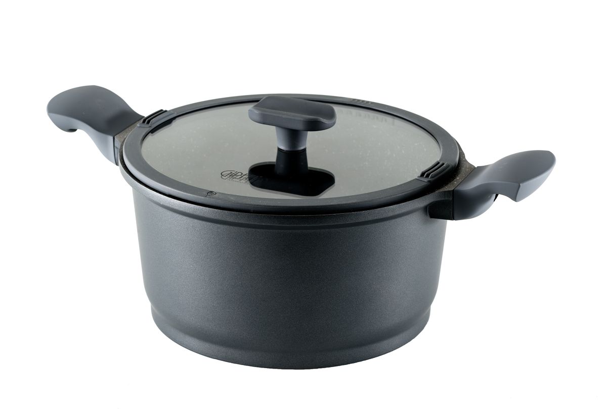 Кастрюля Gipfel Veding, с крышкой, с мраморным покрытием, 5 л0590 Кастрюля Gipfel Veding, с крышкой, с мраморным покрытием, 5 л0590Посуда Gipfel изготовлена только из качественных, экологически чистых материалов. Также уделяется особое внимание дизайну продукции, способному удовлетворять вкусы даже самых взыскательных покупателей. Сталь 8/10, из которой изготавливается посуда и аксессуары Gipfel, является уникальной. Она отличается высокими эксплуатационными характеристиками и крайне устойчива к физическим воздействиям. Сложно найти более подходящий для создания качественной кухонной посуды материал. Отличительной чертой металлической посуды, выполненной из подобной стали, является характерный сероватый оттенок поверхности и особый блеск. Преимущественной особенностью технологии является многослойное дно посуды, которое распределяет тепло по всей поверхности и позволяет сократить время приготовления пищи. Следует также отметить, что в посуде Gipfel можно готовить без воды и соли. Это позволяет приготовить более здоровую пищу.