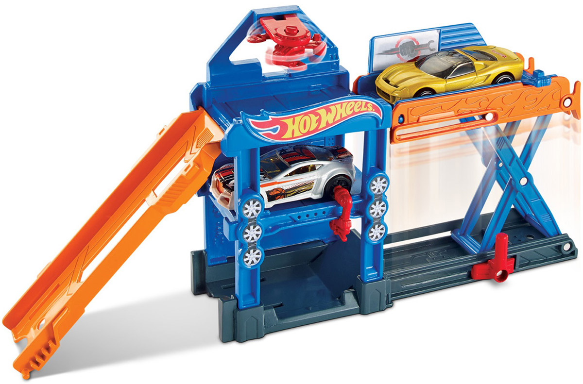 Hot Wheels Игровой набор Robo-Lift Speed ShopDWK99_DWL02 Hot Wheels Игровой набор Robo-Lift Speed ShopDWK99_DWL02Игровой набор Hot Wheels Robo-Lift Speed Shop привлечет внимание вашего ребенка и не позволит ему скучать. В набор входят элементы для сборки роботизированной мастерской. Сломалась машина? Нужно поменять покрышки? К твоим услугам роботизированная автомастерская с подъемником! Подъемник управляется с помощью специального рычажка. В наборе также машинка Hot Wheels. Колеса машинки свободно вращаются. Любой набор можно соединить с другим трековым набором Hot Wheels. Дети могут коллекционировать наборы и соединять их друг с другом - веселье будет бесконечным! Порадуйте вашего ребенка таким замечательным подарком!