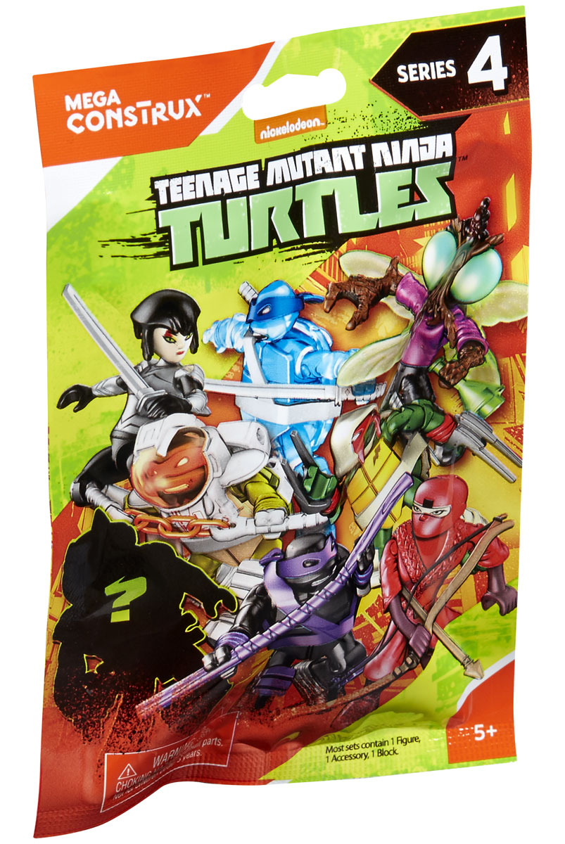 Mega Bloks Черепашки Ниндзя Фигурка Серия 4FDB65 Mega Bloks Черепашки Ниндзя Фигурка Серия 4FDB65Подготовьте поле битвы и сражайтесь с любимыми коллекционными персонажами Черепашками-ниндзя! Устройте самое настоящее сражение и спасите Нью-Йорк и всю галактику, противопоставив Черепашек угрожающему нашествию мутантов! Соберите Черепашек и создайте команду, затем спасайте мир от новой угрозы! Серия 4 - это полностью новые костюмы, обмундирование, злодеи и аксессуары. Соберите их всех, чтобы построить свой мир Черепашек-ниндзя! Восемь эксклюзивных, сборных, подвижных микро-фигурок, каждая продается отдельно! Коллекционируемые персонажи включают в себя 4 черепашек, 1 друга и 3 злодеев. К Черепашкам относятся Лео, Раф, Донни и Майки. Каждая фигурка с тематическим аксессуаром упакована в непрозрачный пакет для неожиданного сюрприза! Собирайте и соединяйте с другими игрушками серии Черепашки-ниндзя!