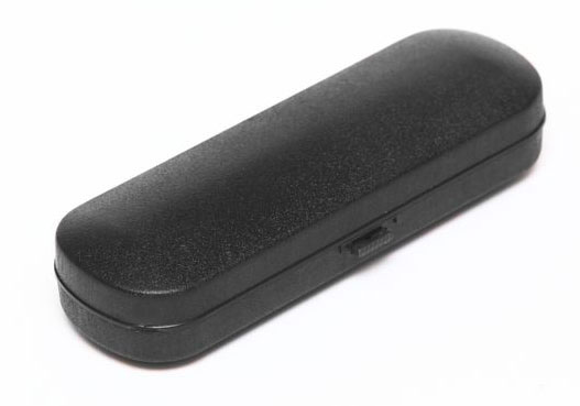 Proffi Home Футляр для очков Fabia Monti, цвет: черныйPH6735 Proffi Home Футляр для очков Fabia Monti, цвет: черныйPH6735Футляр для очков сочетает в себе две основные функции: он защищает очки от механического воздействия и служит стильным аксессуаром, играющим эстетическую роль.