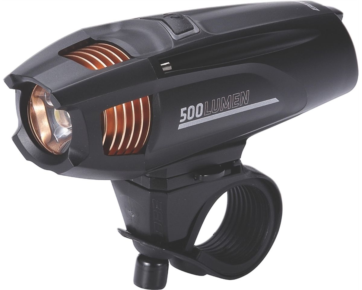 Фонарь велосипедный BBB Strike 500 Lumen LED, переднийBLS-72 Фонарь велосипедный BBB Strike 500 Lumen LED, переднийBLS-72Яркий свет фонаря Strike 500 светит достаточно далеко вперёд и по сторонам от дороги. Поэтому эта фара идеально подходит для неосвещённых гонок. Устанавливается на руль, питание от встроенного аккумулятора. Мощный светодиод XML CREE LED со световым потоком 500 Люмен. Быстро и просто заряжается от USB. Индикатор заряда батареи. Водонепроницаемый. Сменный встроенный аккумулятор EnergyBar (BLS-93). Литий-ионный аккумулятор Samsung (2600mAh, 3.7V). 5 режимов: Супер яркий, яркий, стандартный, экономичный и мигающий. В комплекте крепление на руль TightFix (BLS-94). В комплекте кабель mini USB. Вес: 127 гр. (в комплекте с креплением). Размер: 112х35х40 мм. Цвет: черный.