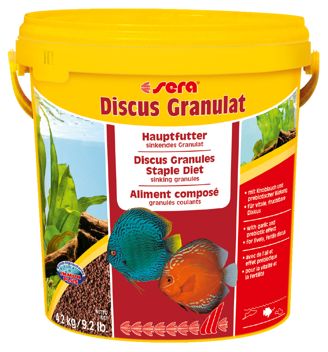 Корм для рыб Sera Discus Granulat, 10 л (4,2 кг)0309 Корм для рыб Sera Discus Granulat, 10 л (4,2 кг)0309Корм для рыб Sera Discus Granulat- это тонущие гранулы c чесноком и с пребиотическим действием для здоровой жизни и повышения плодовитости дискусов. Дискусов по праву считают королями пресноводных аквариумов - мало кто может соперничать с ними по стати, разнообразию окрасов и причудливости форм. Как настоящие короли, дискусы исключительно капризны в еде. Корм Discus granulat полностью удовлетворяет потребностям дискусов в питательных веществах и охотно поедается этими капризными королями. В состав корма входят ингредиенты, богатые минералами, и хорошо усвояемые белки. Благодаря этому кормление этим кормом способствует здоровому росту рыбы, повышает ее плодовитость и устойчивость к болезням. Тонущие гранулы надолго сохраняют свою форму в воде, не загрязняя ее, и великолепно усваиваются организмом рыб. Инструкция по применению: Кормить один-два раза в день, но только в том количестве, которое рыбы могут съесть в течение...