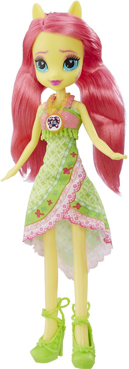 My Little Pony Equestria Girls Кукла Легенда Вечнозеленого леса ФлаттершайB6476 My Little Pony Equestria Girls Кукла Легенда Вечнозеленого леса ФлаттершайB6476Куклы Эппл Джек, Твайлайт Спаркл, Рарити, Сансет Шиммер и Флаттершай готовы к поездке в летний лагерь. На них красивые платья с кружевными оборками и винтажными принтами. На каждой кукле нанесен специальный код, отсканировав который своим мобильным устройством, можно разблокировать новые наряды и аксессуары в мобильном приложении MY LITTLE PONY EQUESTRIA GIRLS.