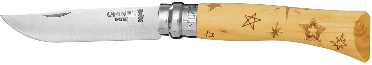 Нож Opinel Tradition. Nature №07, длина клинка 8 см, цвет: светло-бежевый. 001549001549 Нож Opinel Tradition. Nature №07, длина клинка 8 см, цвет: светло-бежевый. 001549001549Нож Opinel Nature №7, нержавеющая сталь, рукоять - самшит, рисунок - звезды. Идеальный карманный нож для пикника, барбекю, походов, охоты и рыбалки. Характеристики ножа: Материал лезвия: сталь Sandvik 12C27 Материал рукояти: самшит, нанесен рисунок - звезды Тип ножевого замка: Viroblock Приспособление для открытия клинка: насечка на лезвии Длина лезвия, см: 8 Длина ножа, см: 17,8 Ширина лезвия, см: 1,6 Длина в сложенном положении, см: 10 Вес, гр: 42 Вес ножа с упаковкой, гр: 47 Viroblock - оригинальное запорное устройство, представляющее собой кольцо с прорезью, которое, будучи повернуто относительно оси ножа, упирается в пятку клинка и не доет ножу самопроизвольно складываться при работе или раскладываться в кармане. Конструкция эта защищена патентом и устанавливается на ножи Opinel с 1955 года, начиная с модели n° 6.