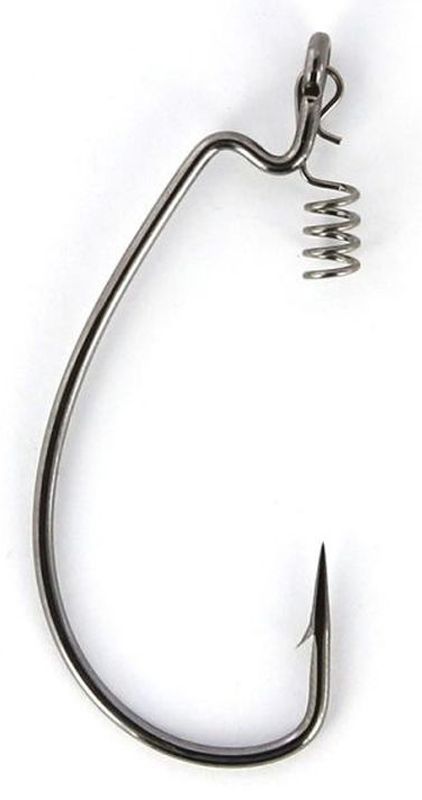 Крючки офсетные Yoshi Onyx Offset Hook Big Eye, с пружинкой 5/0, 5 шт97437 Крючки офсетные Yoshi Onyx Offset Hook Big Eye, с пружинкой 5/0, 5 шт97437Удлиненные офсетные кованные крючки Yoshi Onyx Offset Hook Long Big Eye с химической заточкой выполнены из высококачественной стали. Но острота и прочность это не главные их достоинства. Во-первых, крючки спроектированы с увеличенным ушком, благодаря чему, теперь не придется тщательно выбирать для них разборный груз. Даже самая толстая проволока любой чебурашки с легкостью пройдет в ушко. Это обеспечит подвижность и легкость шарнирного монтажа. А во-вторых, производитель положил в упаковку еще и волшебный бонус - пружинки для монтажа силиконовых приманок. Пружинки нужны для того, чтобы при поклевках приманка, как это частенько бывает не измочаливалась и не рвалась. Наши эксперты заметили, что при монтаже силикона на пружину, приманка живет в несколько раз дольше, чем при ее классическом монтаже на офсетный крючок.