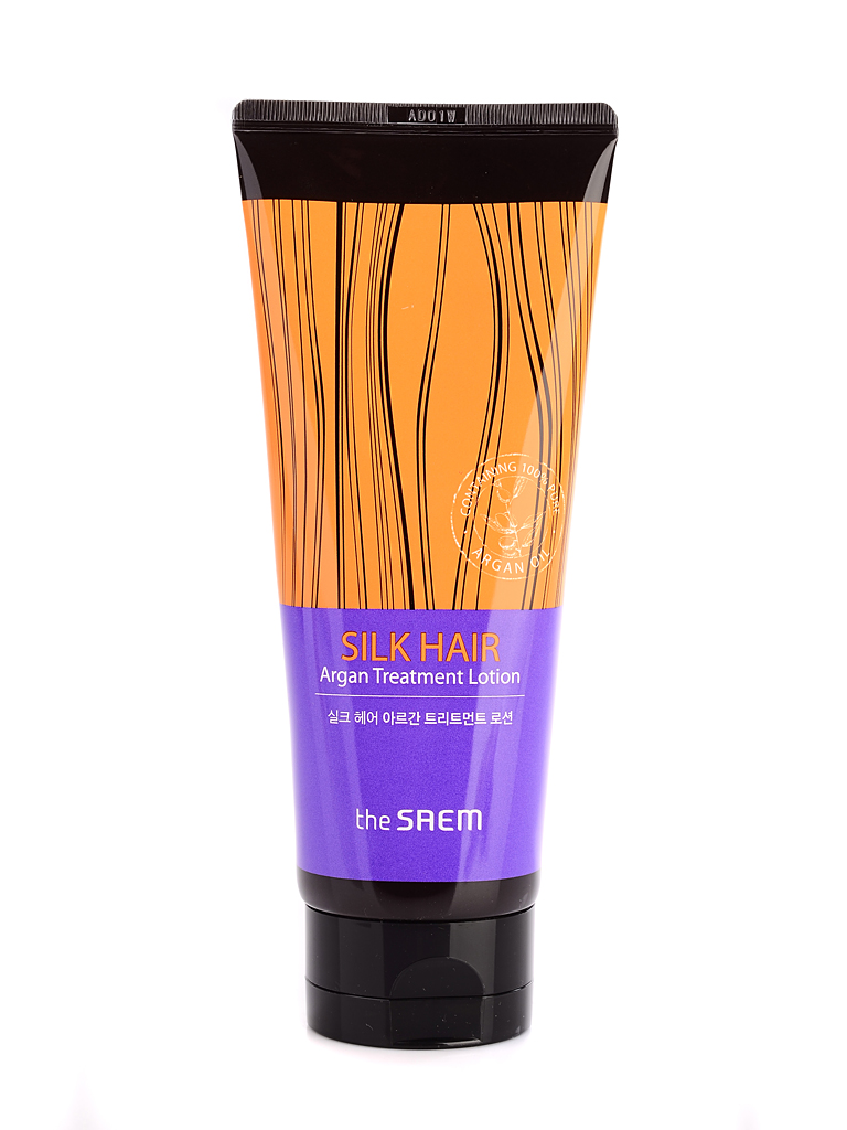 The Saem Лосьон для волос с арганой Silk Hair Argan Treatment Lotion, 170 млСМ1467 The Saem Лосьон для волос с арганой Silk Hair Argan Treatment Lotion, 170 млСМ1467Восстанавливающий лосьон для волос с маслом арганы и эффектом шелкотерапии. Интенсивно укрепляет поврежденные волосы и придает им жизненную силу, защищая от воздействия внешних факторов – мороза, ультрафиолета и т.д. Превосходно увлажняет, придает волосам плотность и объем, активизирует их рост и продлевает молодость. Аминокислоты шелка с легкостью проникают в кожу головы и структуру волос и эффективно заполняют повреждения, приглаживают чешуйки кутикул, облегчая расчесывание и возвращая гладкость, упругость и сияние.