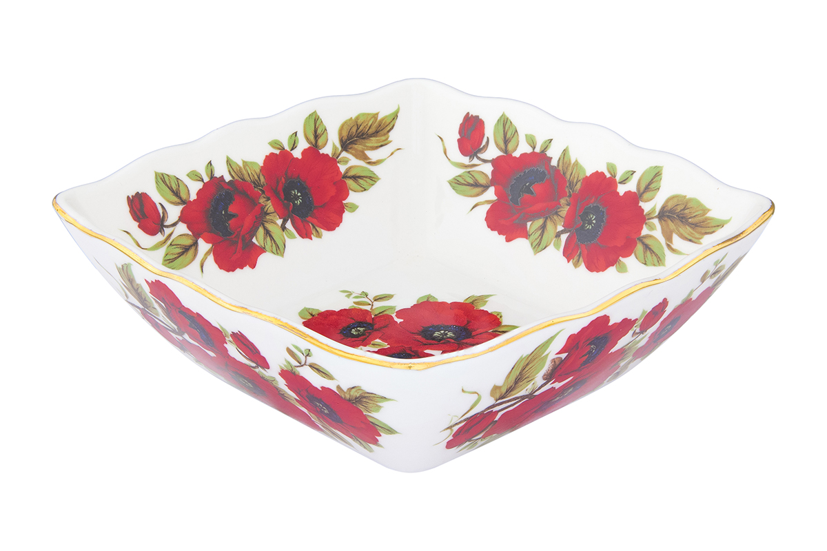 Салатник Elan Gallery Маки, 600 мл740363 Салатник Elan Gallery Маки, 600 мл740363Великолепный салатник Elan Gallery Маки, изготовленный из высококачественного фарфора, прекрасно подойдет для подачи различных блюд: закусок, салатов или фруктов. Такой салатник украсит ваш праздничный или обеденный стол, а оригинальное исполнение понравится любой хозяйке. Не рекомендуется применять абразивные моющие средства. Не использовать в микроволновой печи. Диаметр салатника (по верхнему краю): 15,5 см. Высота салатника: 5,5 см.