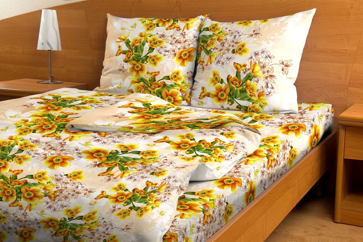 Комплект белья Amore Mio Vanilla, 1,5-спальный, наволочки 70x70, цвет: желтый, зеленый, бежевый83932 Комплект белья Amore Mio Vanilla, 1,5-спальный, наволочки 70x70, цвет: желтый, зеленый, бежевый83932Комплект постельного белья Amore Mio является экологически безопасным для всей семьи, так как выполнен из бязи (100% хлопок). Постельное белье оформлено оригинальным рисунком и имеет изысканный внешний вид. Легкая, плотная, мягкая ткань отлично стирается, гладится, быстро сохнет. Комплект состоит из пододеяльника, простыни и двух наволочек.