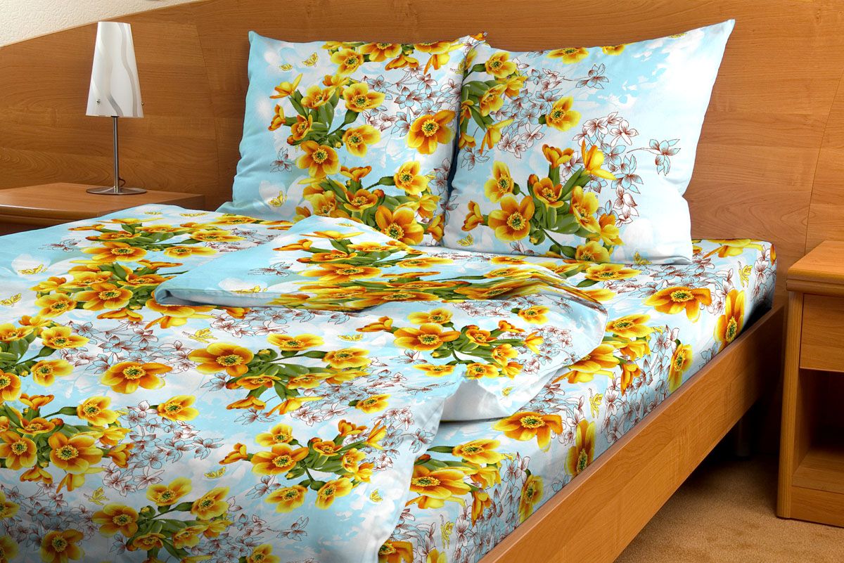 Комплект белья Amore Mio Vanilla, 1,5-спальный, наволочки 70x70, цвет: голубой, желтый, зеленый83933 Комплект белья Amore Mio Vanilla, 1,5-спальный, наволочки 70x70, цвет: голубой, желтый, зеленый83933Комплект постельного белья Amore Mio является экологически безопасным для всей семьи, так как выполнен из бязи (100% хлопок). Постельное белье оформлено оригинальным рисунком и имеет изысканный внешний вид. Легкая, плотная, мягкая ткань отлично стирается, гладится, быстро сохнет. Комплект состоит из пододеяльника, простыни и двух наволочек.