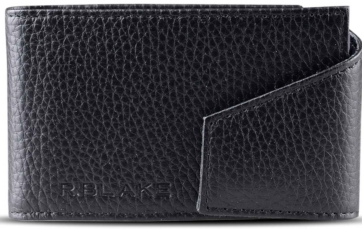 Визитница мужская R.Blake Vito deerskin, цвет: черный. GVTO00-00MG00-C1101O-K101GVTO00-00MG00-C1101O-K101 Визитница мужская R.Blake Vito deerskin, цвет: черный. GVTO00-00MG00-C1101O-K101GVTO00-00MG00-C1101O-K101Вместительный футляр для кредитных и дисконтных карт. Позволяет разместить 20 карт. Удобная выемка на пластиковом кармане позволяет легко достать нужную карту. Кредитница выполнена из натуральной кожи. Закрывается оригинальным клапаном на магнитную кнопку, регулируя плотность закрывания в зависимости от наполненности футляра картами.