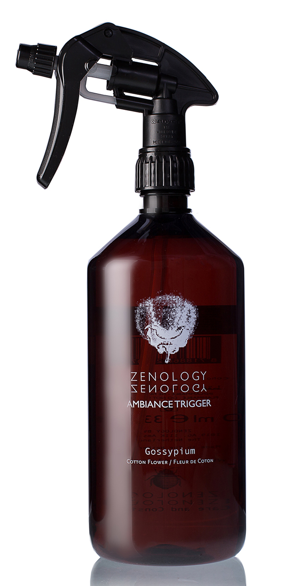 Zenology Спрей ароматизированный Cotton Flower 1000 млAMBCTFL Zenology Спрей ароматизированный Cotton Flower 1000 млAMBCTFLКомпозиция интерьерного аромата Gossypium – мягкая, чистая и создающая дома уют. Ее аромат раскрывается нотами белых цветов, хлопка, аниса, белого мускуса и древесины