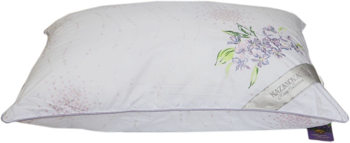 Подушка KAZANOV.A. Organic Fibers. Provence Lavender, цвет: белый, 50 х 70 смK44-156-50x70 Подушка KAZANOV.A. Organic Fibers. Provence Lavender, цвет: белый, 50 х 70 смK44-156-50x70Подушки серии Organic Fibers созданы по лучшей на сегодняшний день технологии АэроПух. Технология изготовления наполнителя придаёт материалу уникальные свойства: с одной стороны объём и мягкость, а с другой – для него характерна упругость и способность восстанавливаться при сдавливании до первоначального объёма и формы.Благодаря хаотичному расположению скрученных волокон аэропух избегает основной проблемы других наполнителей – сбивания. Особенности технологии изготовления аэропуха обеспечивают ему ряд потребительских свойств: высокая гипоаллергенность – исключение условий размножения клещей и микроорганизмов; прекрасная вентилируемость; «эффект памяти» ; экологичность – технология производства без применения вредных для здоровья веществ. При всех вышеуказанных преимуществах этого наполнителя есть ещё один существенный плюс :изделия из аэропуха –выдерживают неограниченное число стирок в стиральной машине при деликатном режиме.