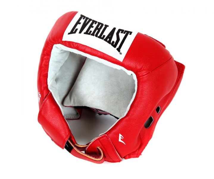 Шлем боксерский Everlast USA Boxing, цвет: красный. Размер XL610600U Шлем боксерский Everlast USA Boxing, цвет: красный. Размер XL610600UШлем для любительских соревнований. Изготовлен из высококачественной кожи, внутр. Часть отделана замшей. Использован 4х слойный пенный наполнитель. Является официальной экипировкой USA Boxing.