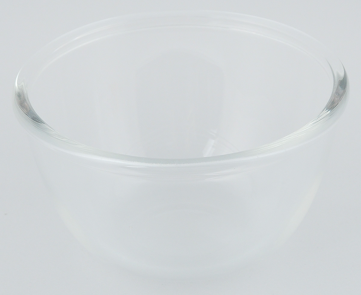 Салатник Luminarc Cocoon, диаметр 12 см41882 Салатник Luminarc Cocoon, диаметр 12 см41882Салатник Luminarc Cocoon изготовлен из высококачественного прозрачного стекла. Такой салатник прекрасно подходит для сервировки различных закусок, подачи легких салатов из свежих овощей и фруктов. Посуда отличается прочностью, гигиеничностью, устойчивостью к резким перепадам температур и долгим сроком службы. Такой салатник прекрасно подойдет для повседневного использования. Изделие можно использовать в микроволновой печи. Диаметр салатника по верхнему краю: 12 см. Высота салатника: 6,5 см.
