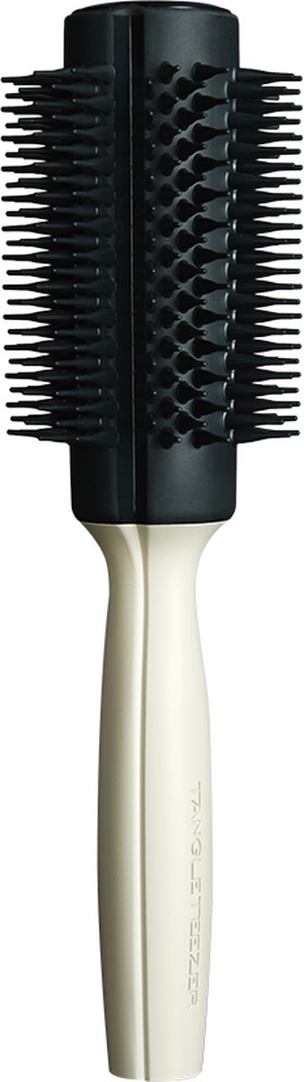 Tangle Teezer Blow-Styling Round Tool Large расческа для волос370350 Tangle Teezer Blow-Styling Round Tool Large расческа для волос370350Tangle Teezer – оригинальная профессиональная расческа для расчесывания волос, которая позволит вам с легкостью всего за одну минуту без рывков и напряжения расчесать мокрые, уязвимые или окрашенные волосы, не нарушая структуру волос и не причиняя себе дискомфорта. Профессиональная расческа для укладки феном.