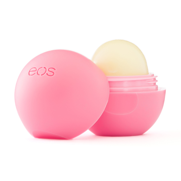 Бальзам для губ Eos Strawberry Sorbet , 7г002847 Бальзам для губ Eos Strawberry Sorbet , 7г002847Натуральный бальзам для губ со вкусом клубники в футляре из пластика (упакован на картонную подложку). Не содержит парабенов, глютена и продуктов нефтехимии. Применяется в косметических целях для увлажнения и питания губ.