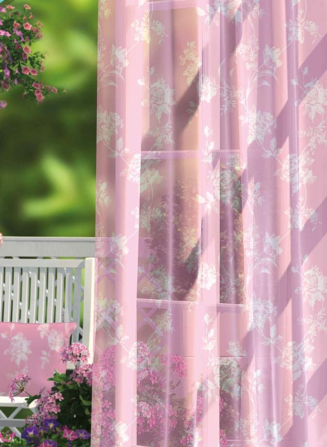 Комплект штор Волшебная ночь Plum Rose, на ленте, высота 270 см, 2 шт704567 Комплект штор Волшебная ночь Plum Rose, на ленте, высота 270 см, 2 шт704567Шторы коллекции Волшебная ночь - это готовое решение для Вашего интерьера, гарантирующее красоту, удобство и индивидуальный стиль! Шторы изготовлены из тонкой и легкой ткани ВУАЛЬ, которая почти не препятствует прохождению света, но защищает комнату от посторонних взглядов. Длина штор регулируется с помощью клеевой паутинки (в комплекте). Изделия крепятся на вшитую шторную ленту: на крючки или путем продевания на карниз. Дизайнеры Марки предлагают уже сформированные комплекты штор из различных тканей и рисунков для создания идеальной композиции на окне. Для удобства выбора дизайны штор распределены в стилевые коллекции: ЭТНО, ВЕРСАЛЬ, ЛОФТ, ПРОВАНС. В коллекции Волшебная ночь к данной шторе Вы также сможете подобрать шторы из других тканей: БЛЭКАУТ (100% затемненение), сатен и ГАБАРДИН (частичное затемнение), которые будут прекрасно сочетаться по дизайну и обеспечат особый уют Вашему дому.
