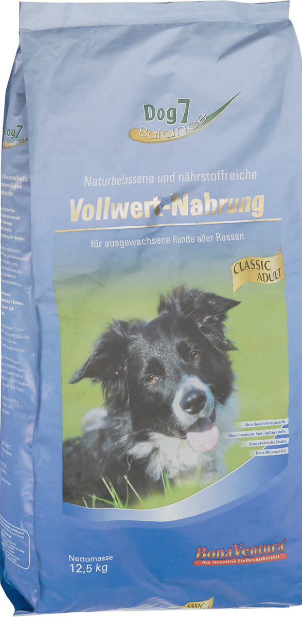Корм сухой BonaVentura Dog 7 Adult для собак, сбалансированный, 12,5 кг205112 Корм сухой BonaVentura Dog 7 Adult для собак, сбалансированный, 12,5 кг205112Натуральный сбалансированный корм для собак BonaVentura Dog 7 Adult произведен из продуктов, пригодных в пищу человека по специальной технологии, схожей с технологией Sous Vide. Благодаря технологии при изготовлении сохраняются все натуральные витамины и минералы. Это достигается благодаря бережной обработке всех ингредиентов при температуре менее 80 градусов. Такая бережная обработка продуктов не стерилизует продуктовые компоненты. Благодаря этому корма не нуждаются ни в каких дополнительных вкусовых добавках и сохраняют все необходимые полезные вещества. При производстве кормов используются исключительно свежие натуральные продукты: мясо, овощи и зерновые; Приготовлено из 100% свежего мяса, пригодного в пищу человеку; Содержит натуральные витамины, аминокислоты, минеральные вещества и микроэлементы; С экстрактом масла зародышей зерна пшеницы холодного отжима (Bio-Dura); Без химических красителей, усилителей вкуса, искусственных консервантов и...