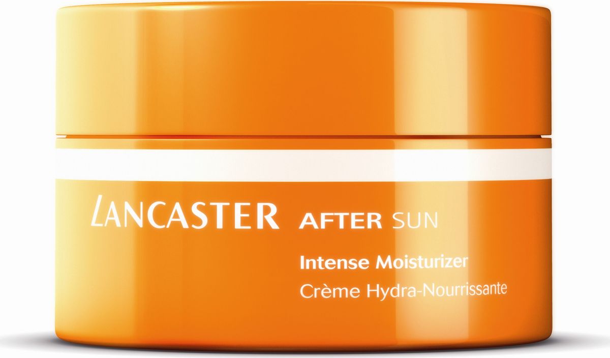 Lancaster After Sun - Intense Moisturizer Лосьон для тела увлажняющий 200 мл40056101100 Lancaster After Sun - Intense Moisturizer Лосьон для тела увлажняющий 200 мл40056101100Увлажняет и успокаивает кожу после солнца, смягчает, повышает ее эластичность и продлевает загар. Гелиотан для загара; Пантенол и Бисаболол - для смягчения и успокоения кожи после принятия солнечных ванн. Нанесите средство на все тело массажными движениями до полного впитывания. Средства INTENSE MOISTURIZER Интенсивно можно использовать круглый год как средство для увлажнения и питания кожи тела.