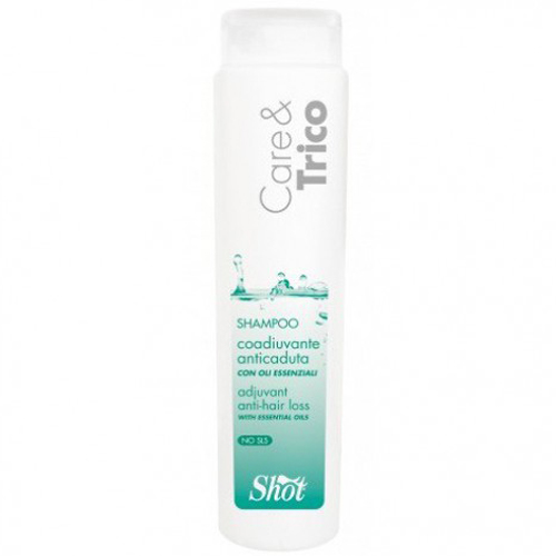 Shot Care and Trico Shampoo Сoadiuvante Anticaduta - Шампунь против выпадения волос 250 млSHCT101 Shot Care and Trico Shampoo Сoadiuvante Anticaduta - Шампунь против выпадения волос 250 млSHCT101Шампунь против выпадения волос на основе кофеина, женьшеня и эфирных масел создан специально для профилактики и решения проблемы выпадения волос. Представляет собой концентрат природных веществ, который не только мягко очищает кожу и волосы от загрязнений, но и нормализует водный баланс, стимулирует периферическое кровообращение кожи головы, укрепляет волосяные луковицы и предотвращает выпадение волос. Благодаря комплексу эфирных масел обладает дополнительным ароматерапевтическим эффектом. В составе шампуня отсутствуют лаурилсульфат натрия и агрессивные поверхностно-активные вещества.