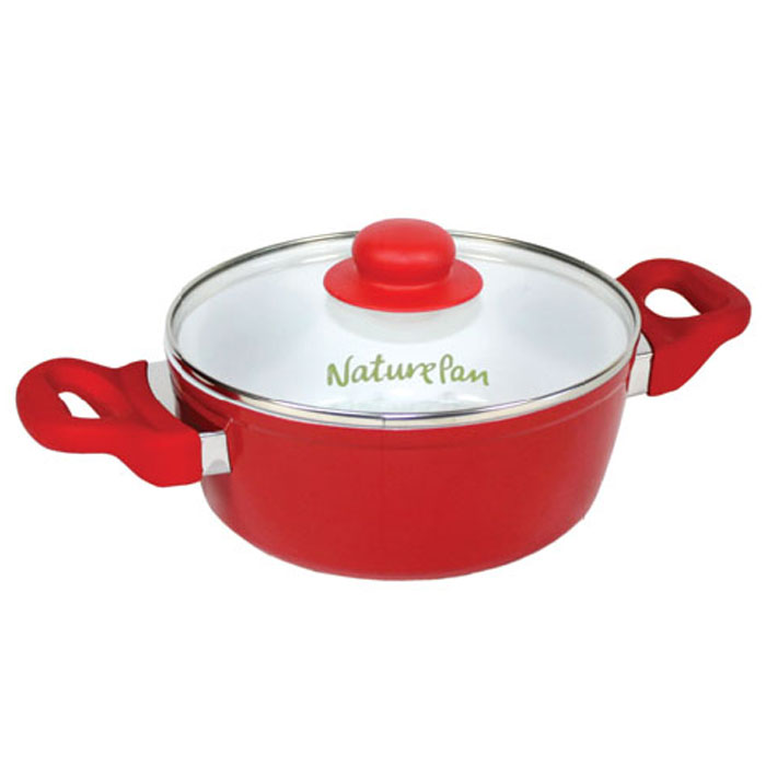Кастрюля NaturePan Modern с крышкой, с керамическим покрытием, 2 лMC20 Кастрюля NaturePan Modern с крышкой, с керамическим покрытием, 2 лMC20Кастрюля NaturePan Modern выполнена из высококачественного кованого алюминия с внутренним антипригарным керамическим покрытием. Покрытие абсолютно безопасно для здоровья, не содержит вредных веществ и не выделяет токсических испарений даже при температуре более 400°C. Керамическое покрытие позволит вам готовить вкусную и здоровую еду с минимальным добавлением масла и жира. Усиленное кованное дно обеспечивает равномерное распределение тепла по всей поверхности кастрюли, что улучшает качество приготовленной пищи. Кастрюля оснащена удобными пластиковыми ручками с противоскользящим покрытием, которые не нагревается. В комплект входит крышка из жаропрочного стекла. Крышка имеет удобную ручку, металлический обод и отверстие для выпуска пара.