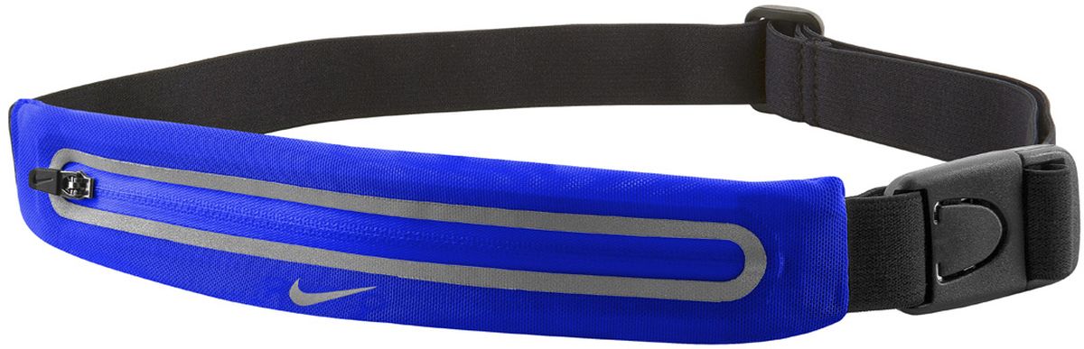 Пояс для бега Nike Lean Waistpack, цвет: синий, черныйN.RL.46.443.OS Пояс для бега Nike Lean Waistpack, цвет: синий, черныйN.RL.46.443.OSРегулируемый эластичный ремешок обеспечивает надежную комфортную посадку во время тренировки. Растяжимый эластичный сетчатый материал обеспечивает требуемое пространство для хранения. Низкая и надежная посадка предотвращает смещение. Застежка позволяет быстро снимать и надевать сумку. Светоотражающие детали повышают видимость при слабом освещении