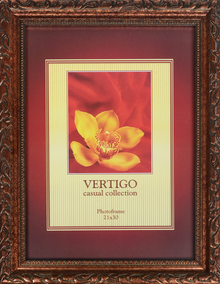 Фоторамка Vertigo Romera, 21 х 30 см14447 PS3104 Фоторамка Vertigo Romera, 21 х 30 см14447 PS3104Настольная фоторамка Vertigo Romera выполнена из качественного пластика. Рамка декорирована оригинальным резным рисунком. Фоторамка оборудована специальной ножкой-подставкой и двумя петлями для подвешивания. Рамка может использоваться для фотографий, дипломов, сертификатов, грамот, лицензий и других документов формата А4. Фоторамка Vertigo Romera поможет вам оригинально и стильно дополнить интерьер помещения, а также позволит сохранить память о дорогих вам людях и интересных событиях вашей жизни.