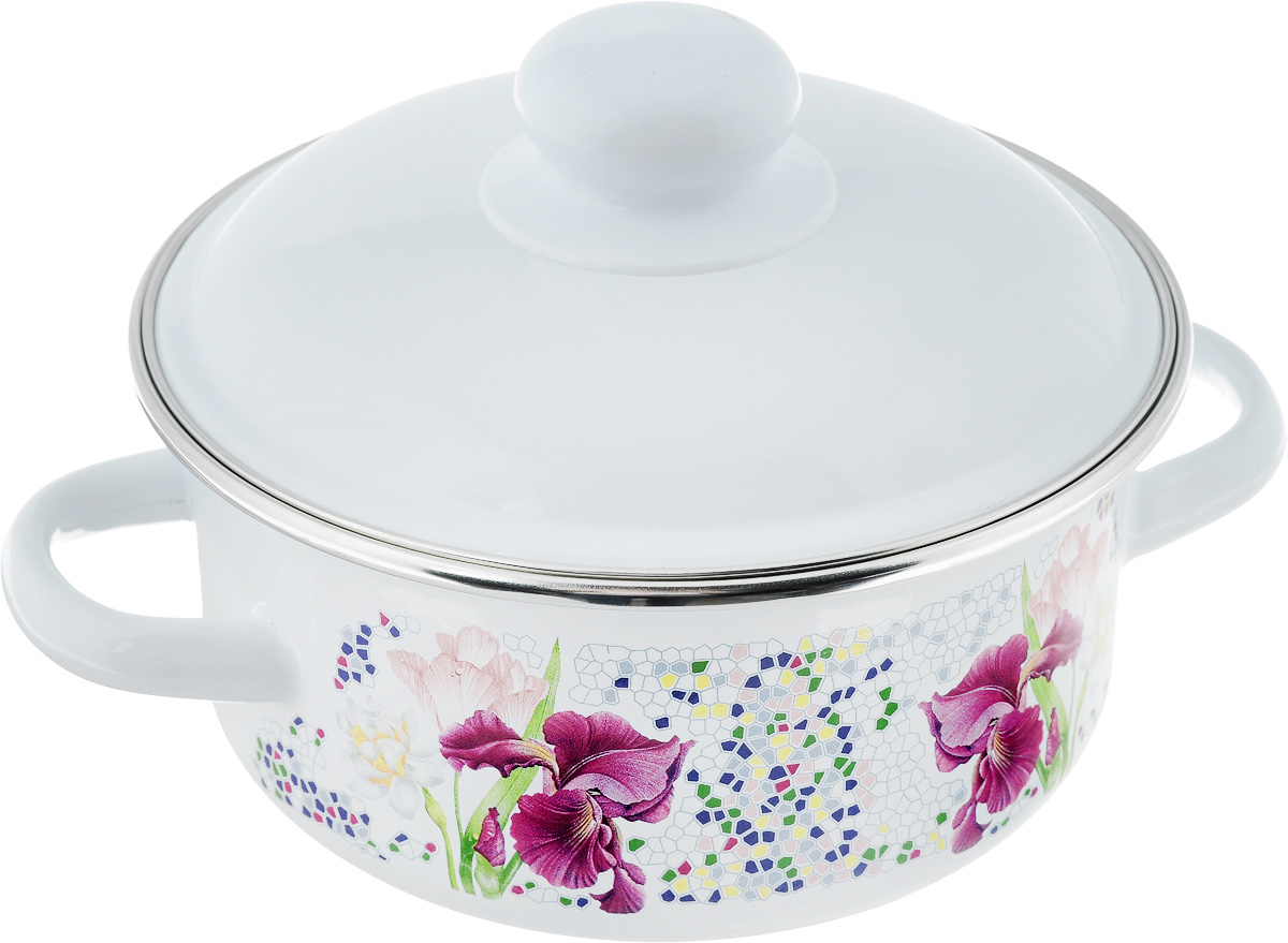 Кастрюля эмалированная СтальЭмаль Мозаика с крышкой, 1,5 л1RB161М Кастрюля эмалированная СтальЭмаль Мозаика с крышкой, 1,5 л1RB161МКастрюля эмалированная СтальЭмаль Мозаика выполнена из высококачественного стального проката, покрытого двумя слоями жаропрочной эмали. Такое покрытие защищает сталь от коррозии, придает посуде гладкую стекловидную поверхность и надежно защищает от кислот и щелочей. Эмаль не вступает во взаимодействие с продуктами и не искажает их вкусовые качества. Прочный стальной корпус обеспечивает эффективную тепловую обработку пищевых продуктов и не деформируется в процессе эксплуатации. С внешней стороны кастрюля оформлена изысканным изображением. Кастрюля снабжена удобными ручками и стальной крышкой. Подходит для газовых, электрических, стеклокерамических, индукционных плит. Можно мыть в посудомоечной машине. Диаметр кастрюли (по верхнему краю):18 см. Высота стенки: 8 см. Ширина (с учетом ручек): 23 см.
