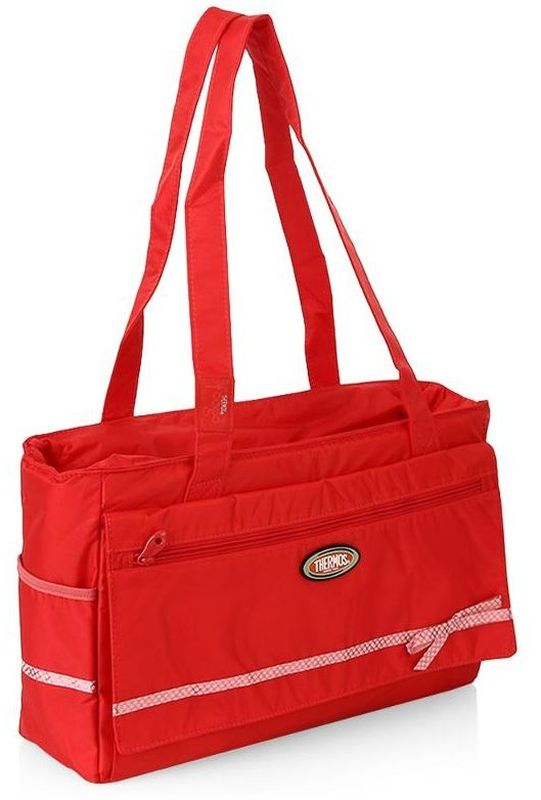 Термосумка Thermos Foogo Large Diaper. Fashion, цвет: красный, 10 л211620 Термосумка Thermos Foogo Large Diaper. Fashion, цвет: красный, 10 л211620Большая спортивная сумка-термос для мамы. Сумка оснащена большим количеством карманов и отделений. Дно сумки на молнии, служит дополнительным отделением, которое укомплектовано многоразовой пеленкой. Снаружи сумки, по бокам два отсека.