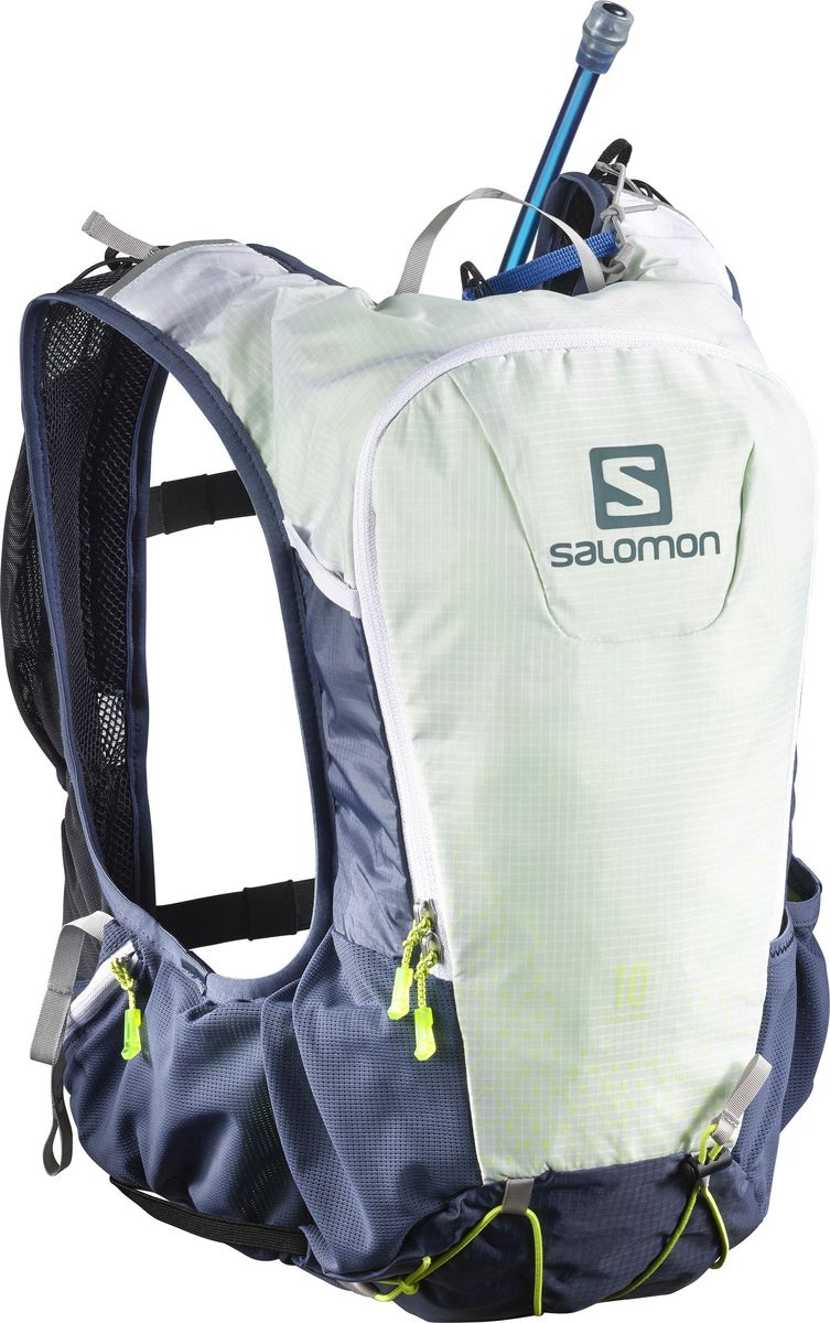 Рюкзак спортивный с гидросистемой Salomon Skin Pro 10 Set, цвет: синий. L39275600L39275600 Рюкзак спортивный с гидросистемой Salomon Skin Pro 10 Set, цвет: синий. L39275600L39275600Skin Pro 10 Set - это легкий, плотно прилегающий рюкзак универсальной формы. Рюкзак имеет одно вместительное отделение и закрывается на застежку-молнию. Рюкзак оснащен мягкими удобными лямками, длина которых регулируется с помощью пряжек. Изделие дополнено удобной ручкой для переноски или подвешивания. Подходит для любителей бега, туризма и велоспорта. Эластичная конструкция Sensifit от Salomon и новая регулируемая система ремешков улучшают устойчивость и позволяют адаптировать рюкзак под любую комплекцию. Универсальная и устойчивая система для переноски снаряжения с удобным креплениями для палок, ледоруба, шлема и коврика.