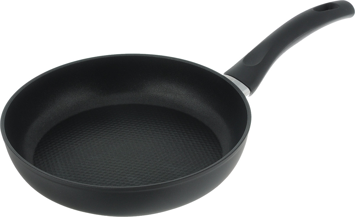 Сковорода Ballarini Cookin, с антипригарным покрытием. Диаметр 24 см9C0LC0.24 Сковорода Ballarini Cookin, с антипригарным покрытием. Диаметр 24 см9C0LC0.24Сковорода Ballarini Cookin выполнена из кованого алюминия и имеет современное внутреннее антипригарное покрытие Keravis. Это трехслойное покрытие с добавлением керамических микрочастиц обеспечивает отличные антипригарные свойства и длительный срок службы. Покрытие экологично, не содержит фтора, исключает пригорание даже при отсутствии масла, устойчиво к царапинам и повреждениям. Антипригарное покрытие не содержит вредных материалов, изготавливается без PFOA, тяжелых металлов и никеля. Дно с каплевидной структурой равномерно распределяет тепло и препятствует деформации. Пластиковая ручка не скользит в руке. Сковорода подходит для всех типов плит, кроме индукционных. Можно мыть в посудомоечной машине. Диаметр сковороды (по верхнему краю): 24 см. Длина ручки: 18 см. Высота стенок: 5,3 см.