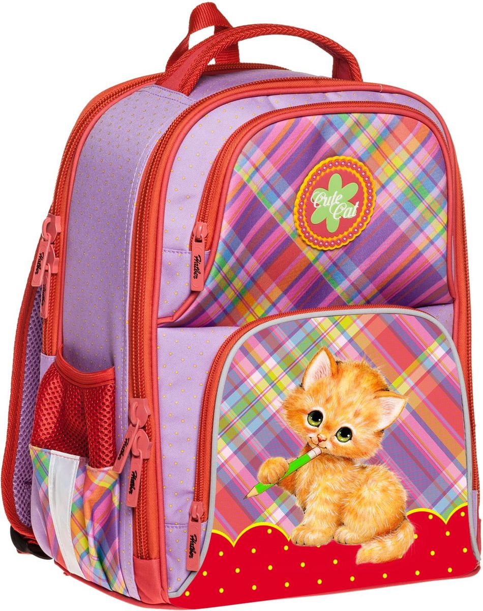 Hatber Рюкзак Comfort Cute СatNRk_11038 Hatber Рюкзак Comfort Cute СatNRk_11038Школьные рюкзаки серии Comfort предназначены для детей младшего и среднего возраста. Конструкция модели хорошо держит форму и удобно сидит на спине ребенка. Имеется вместительное основное отделение с перегородкой для тетрадей и учебников, дополнительное отделение для альбомов и папок. Помимо этого модель обеспечена двумя большими карманами спереди и двумя боковыми карманами для хранения мелочей и канцелярских принадлежностей. Анатомическая спинка рюкзака, поддерживающая осанку, дополнена эргономичными вентилируемыми подушечками. Мягкие эргономичные лямки с регулировкой по длине обеспечат удобное и комфортное ношение. Дно имеет пластиковые ножки для защиты от загрязнений. Размер: 37 х 32 х 19 см.